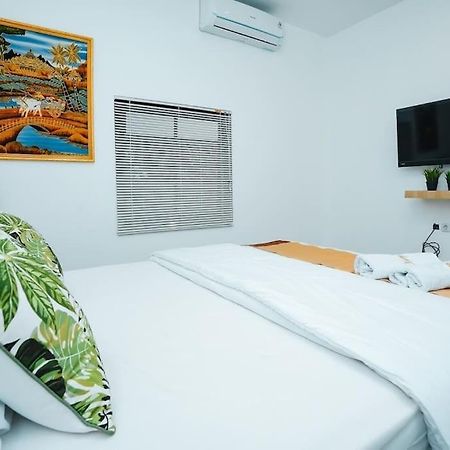 Kemang Eleven Hotell Jakarta Exteriör bild