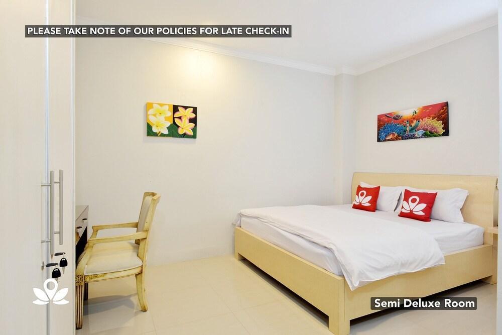 Kemang Eleven Hotell Jakarta Exteriör bild