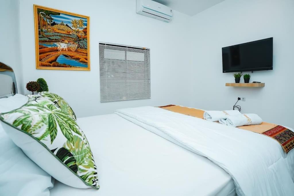 Kemang Eleven Hotell Jakarta Exteriör bild