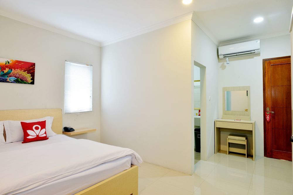 Kemang Eleven Hotell Jakarta Exteriör bild